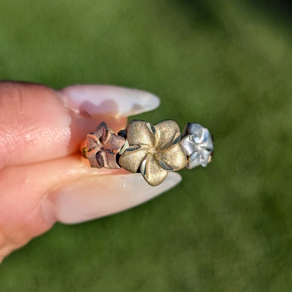 Solid 14K Yellow Rose White Tri Color Plumeria Ring - Picture 1 of 7